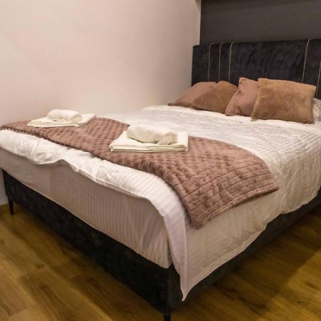 Rubikon Free Parking Apartmani Dusanovac Экстерьер фото