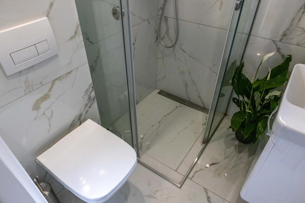 Rubikon Free Parking Apartmani Dusanovac Экстерьер фото